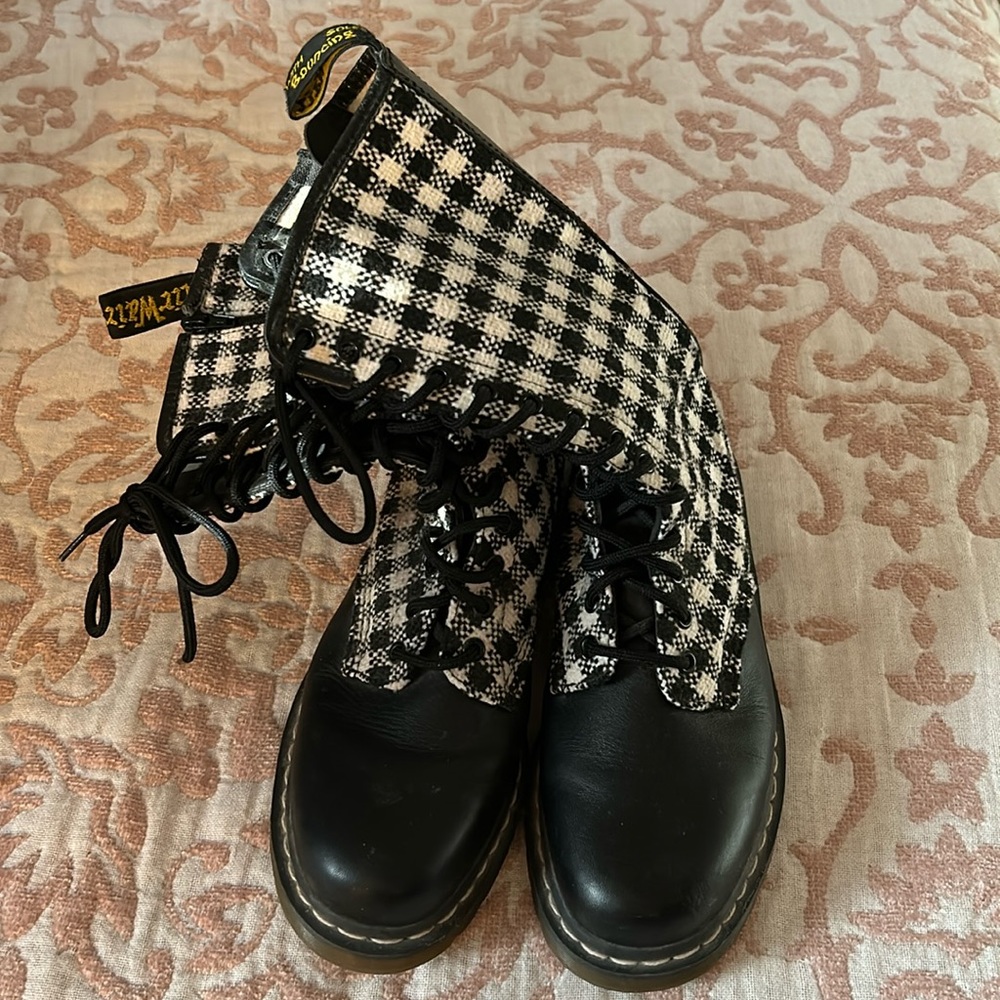 VINTAGE Dr Marten Gingham Checkered RARE Leather &Tweed Combat Boots…